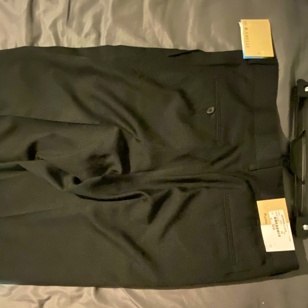 Doc & Amelia-Men’s Black Pleated Pants